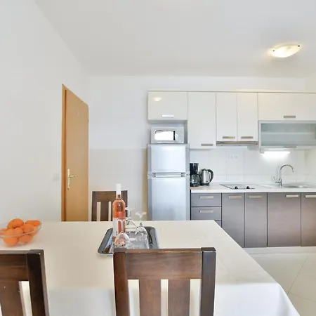 One-bedroom In * Stanici